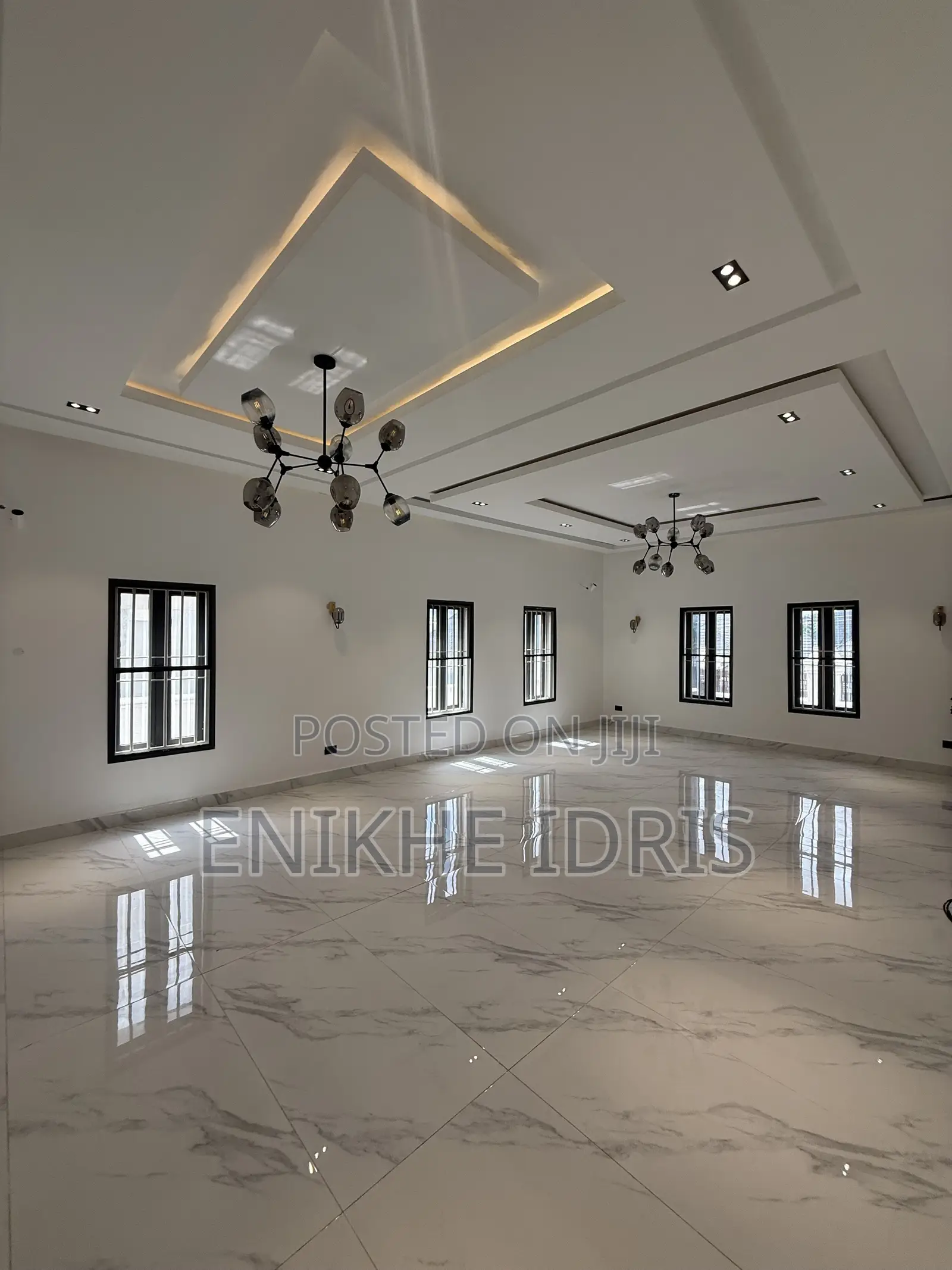 5bdrm Duplex in Efab Queens Estate, Gwarinpa for sale