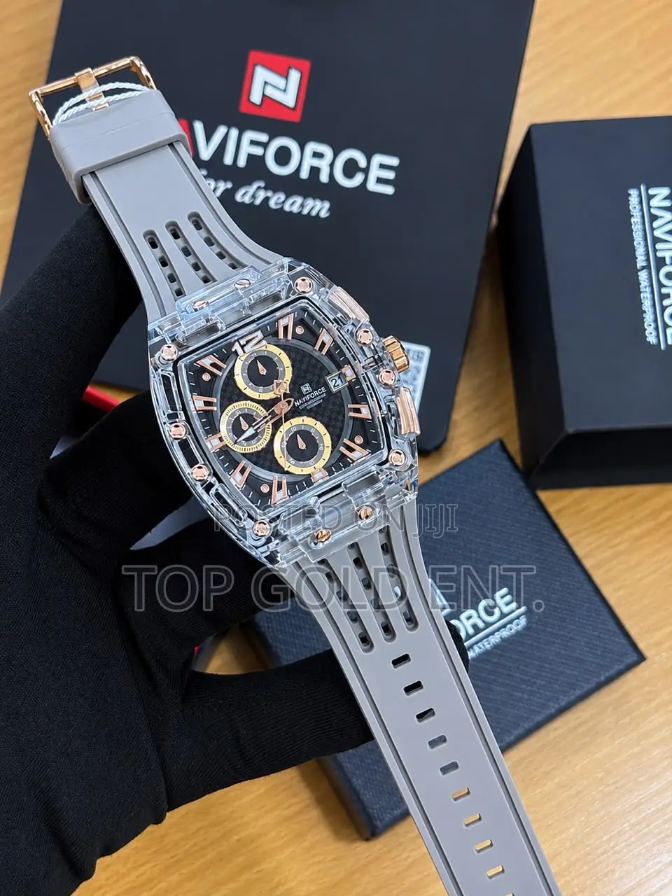 Naviforce NF8064 Wristwatch