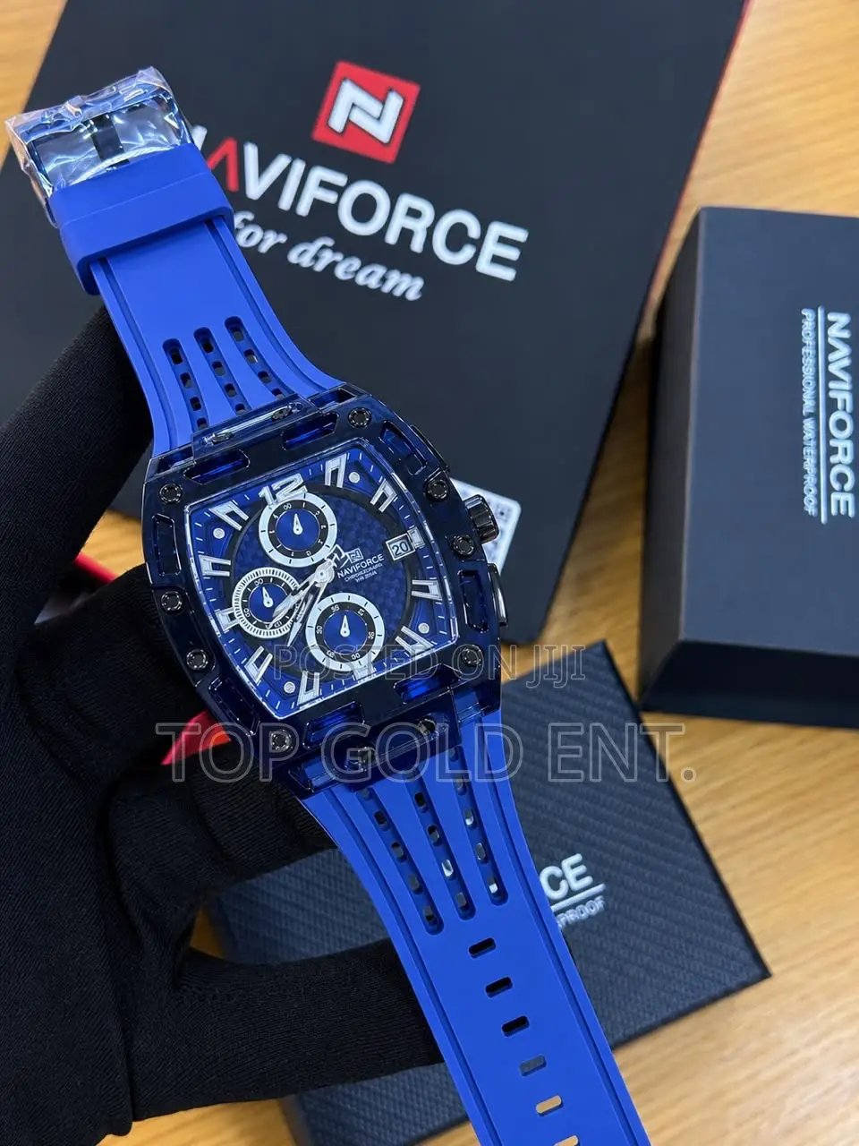 Naviforce NF8064 Wristwatch