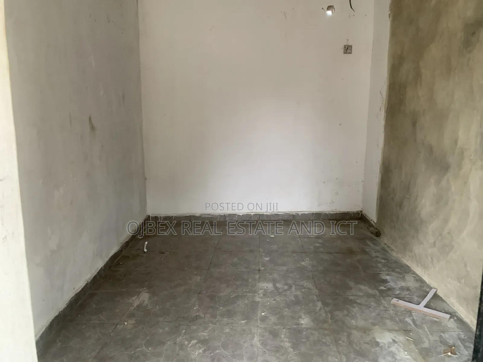 Shop to Let