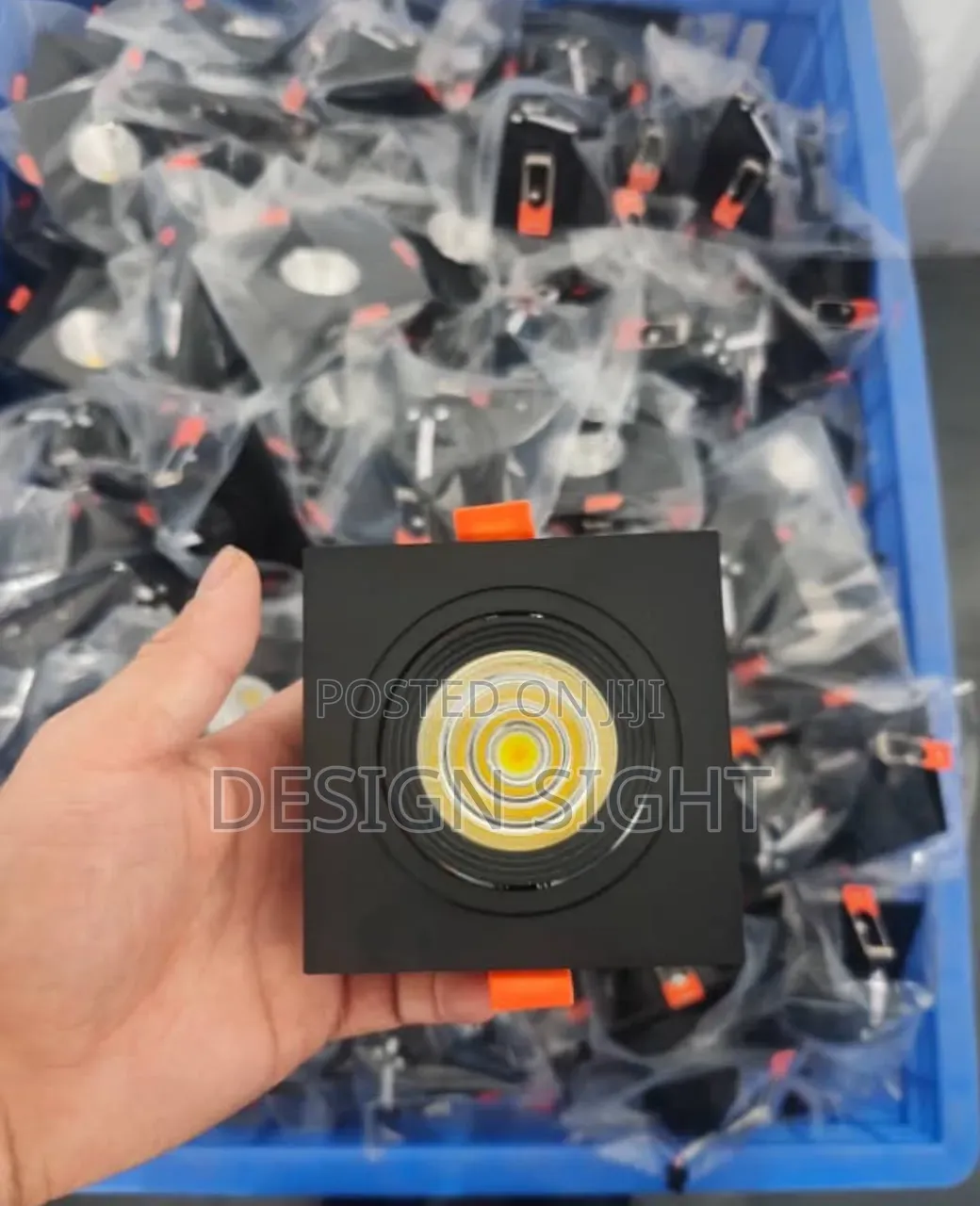 Double Adjustable Recessed COB LED Downlight With a Rectangular Trim