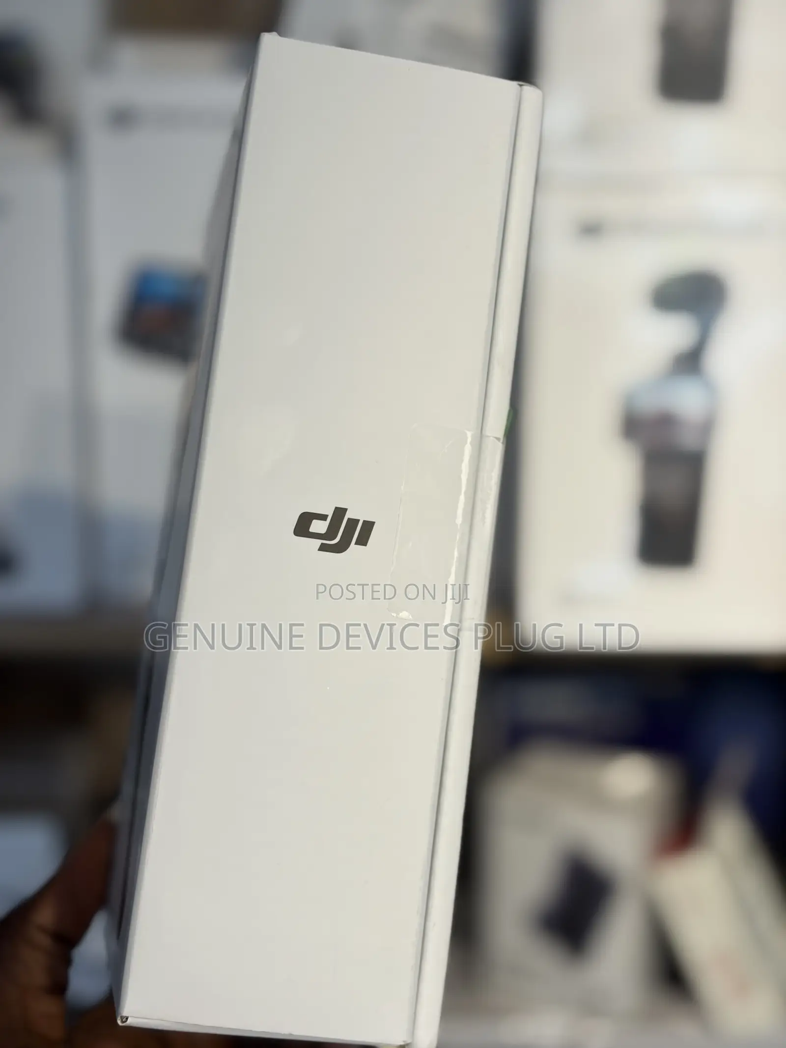 DJI Osmo Mobile 8 3-Axis Smartphone Gimbal Stabilizer
