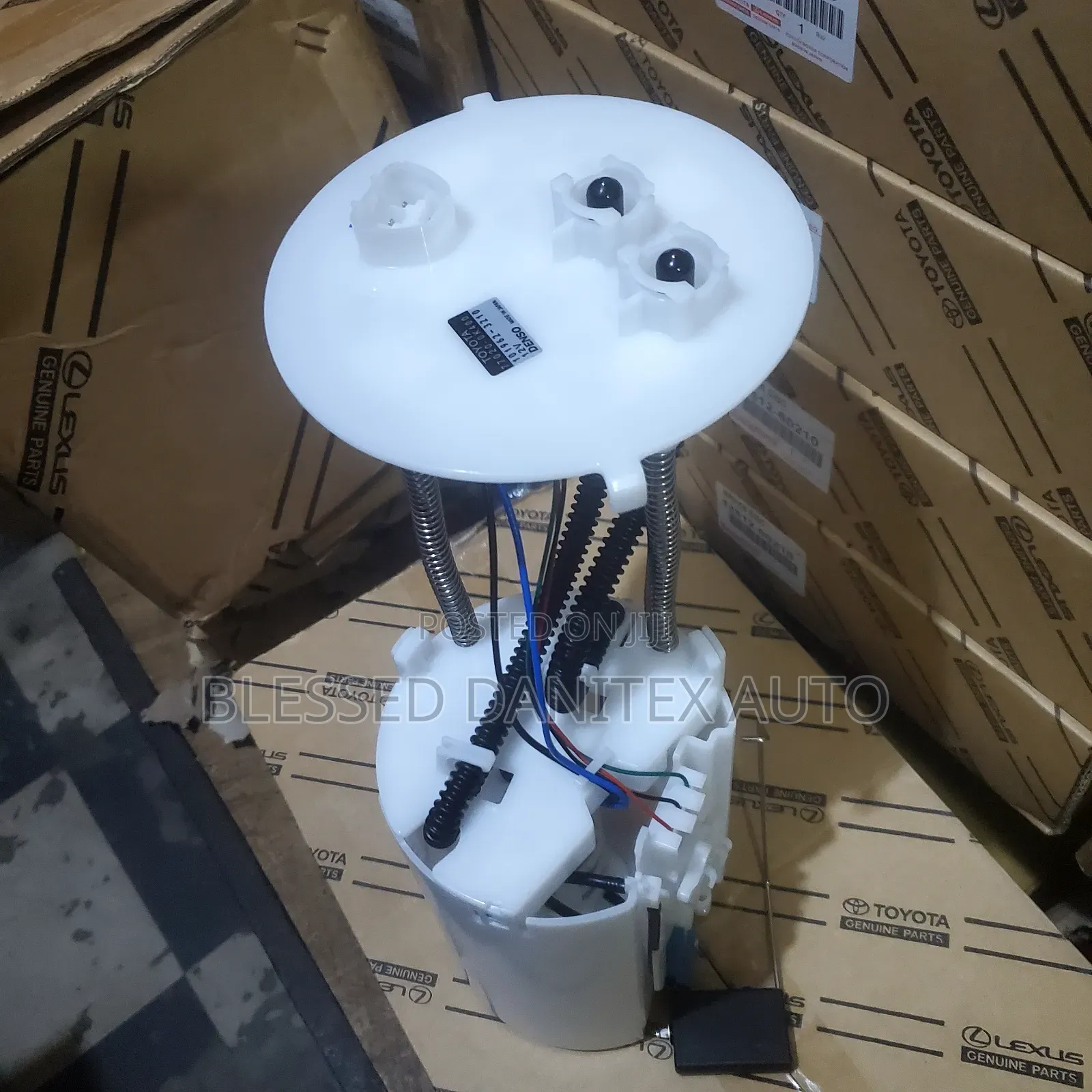Original Complete Fuel Pump for Toyota Hilux 2015 / 2023