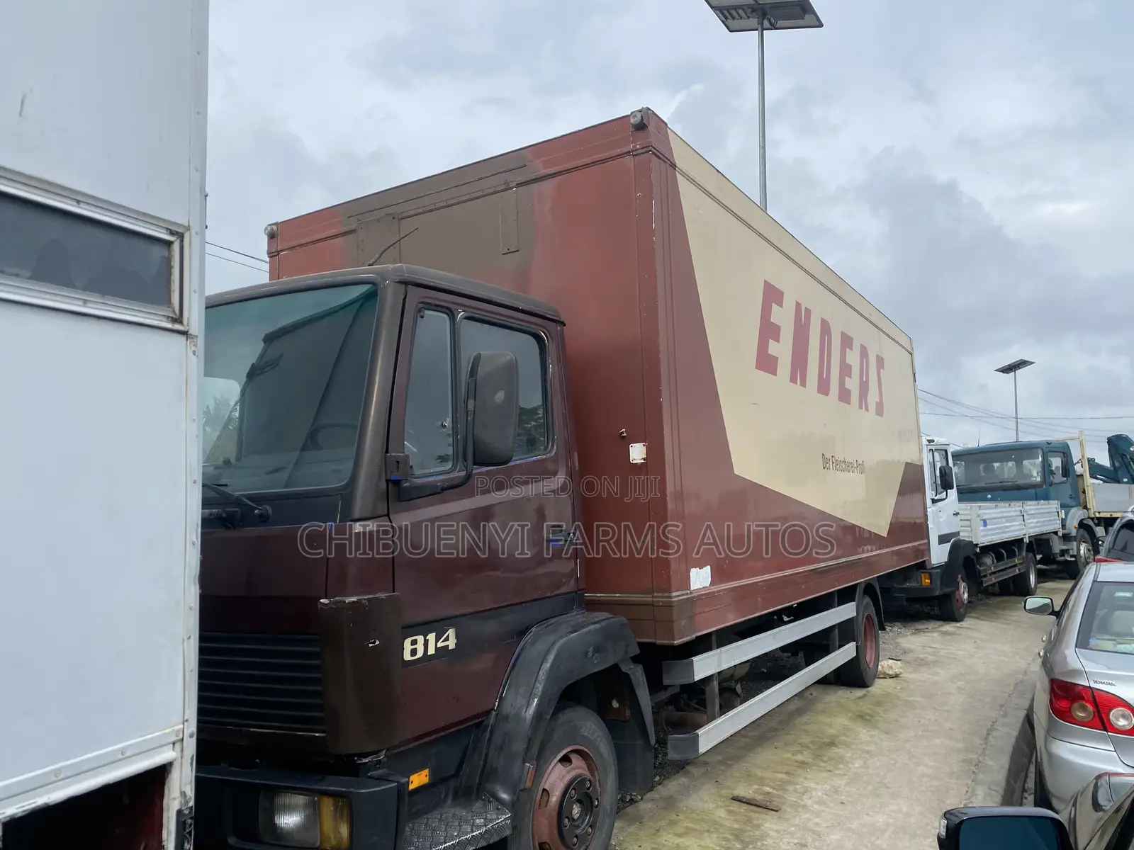 Benz 814 Cargo Truck