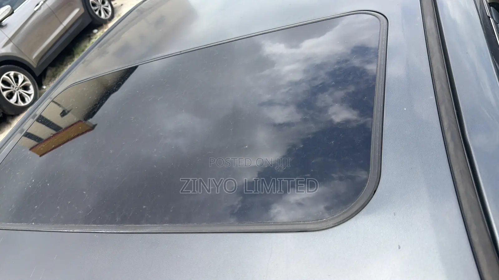Toyota Camry SE 4dr Sedan (2.5L 4cyl 6A) 2013 Gray