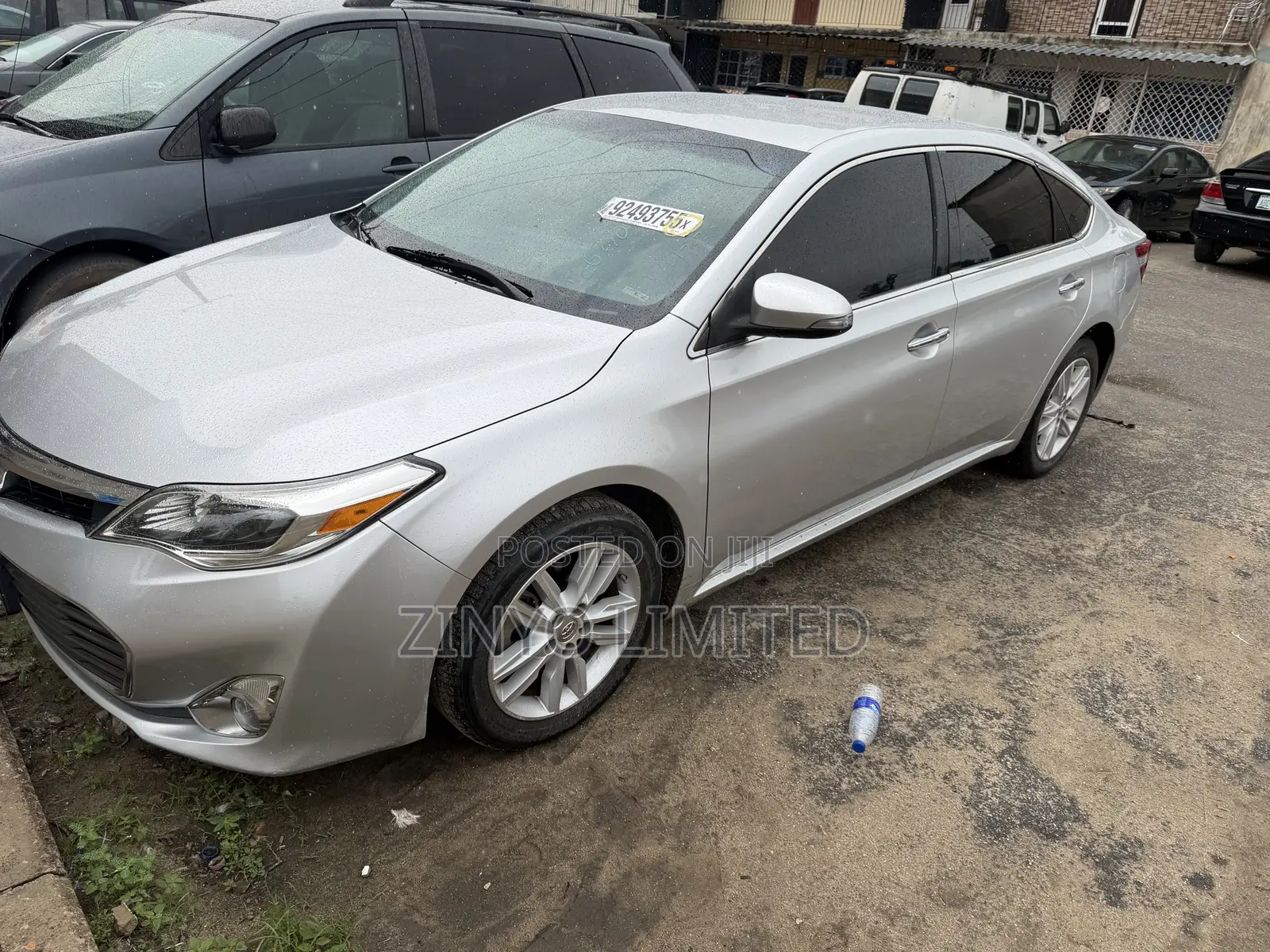 Toyota Avalon XLE 4dr Sedan (3.5L 6cyl 6A) 2014 Silver
