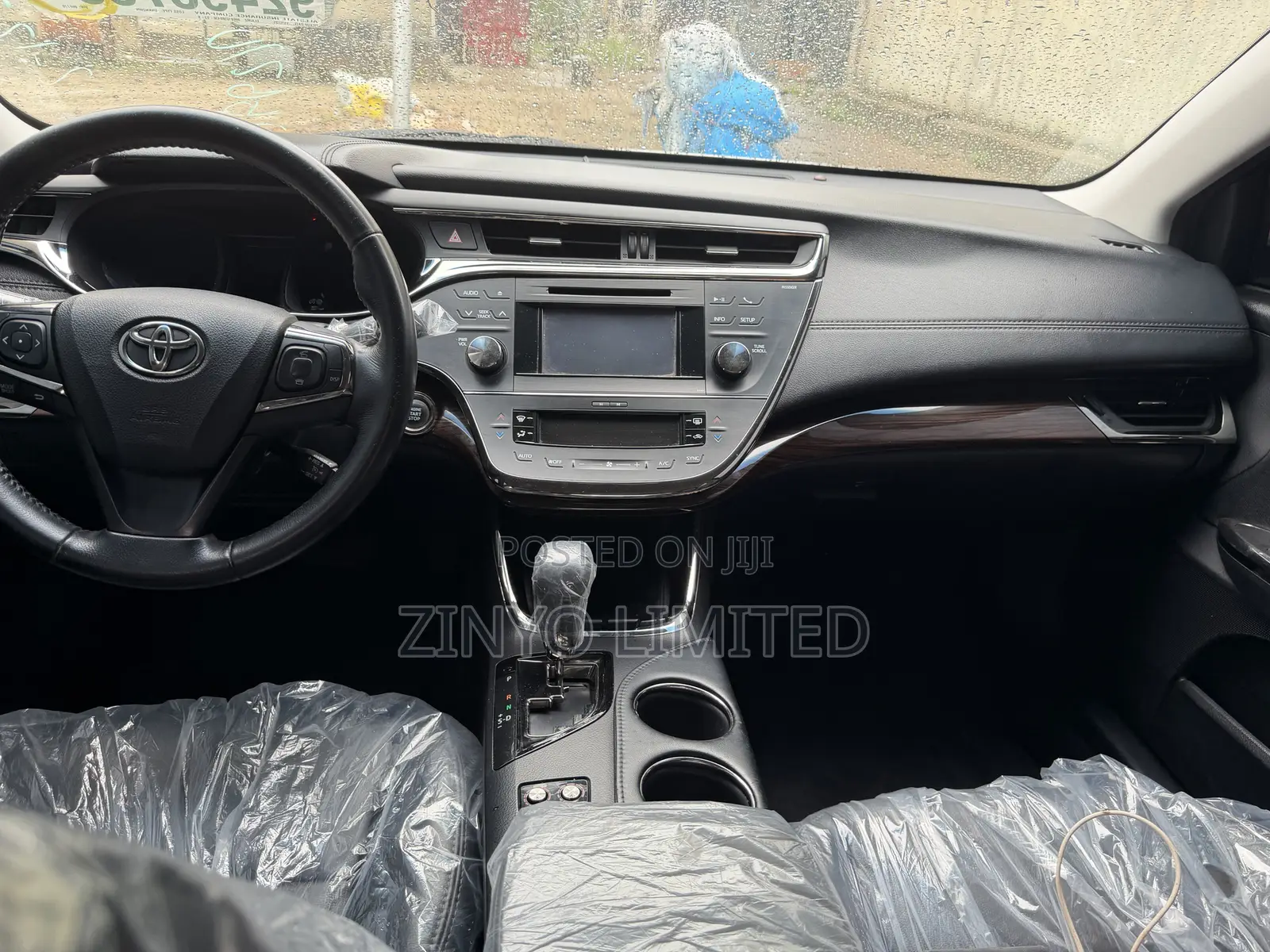 Toyota Avalon XLE 4dr Sedan (3.5L 6cyl 6A) 2014 Silver
