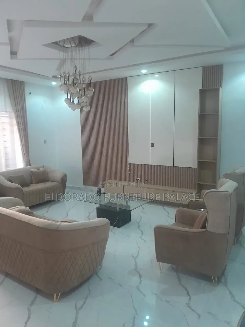 Complete Set of Living Room Chairs With Television Console