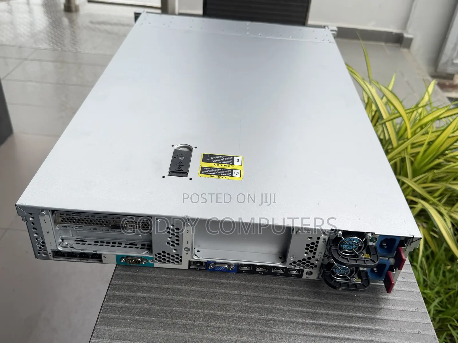 Server HP ProLiant DL380P Gen8 32GB Intel Xeon HDD 1T