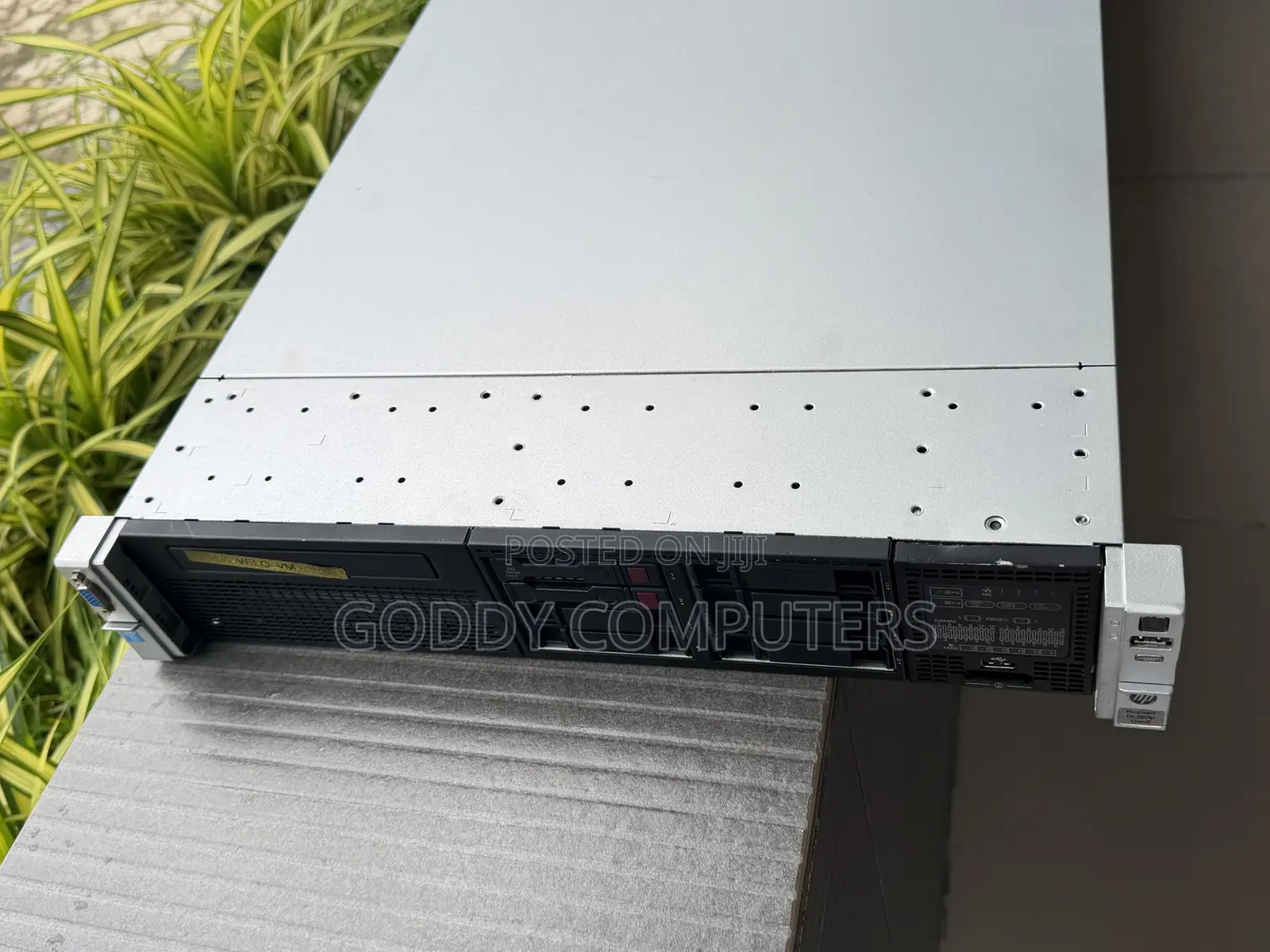 Server HP ProLiant DL380P Gen8 32GB Intel Xeon HDD 1T