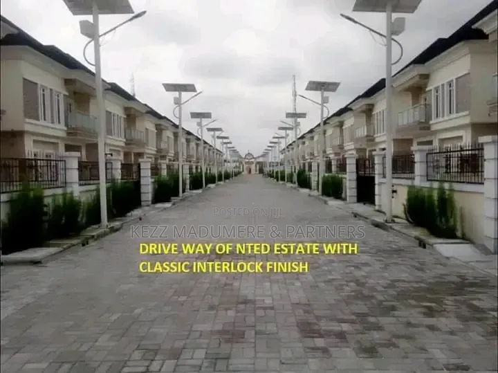 5bdrm Duplex in Trans Amadi Port for sale