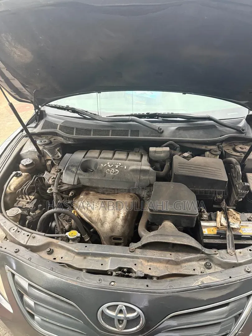 Toyota Camry 2010 Gray