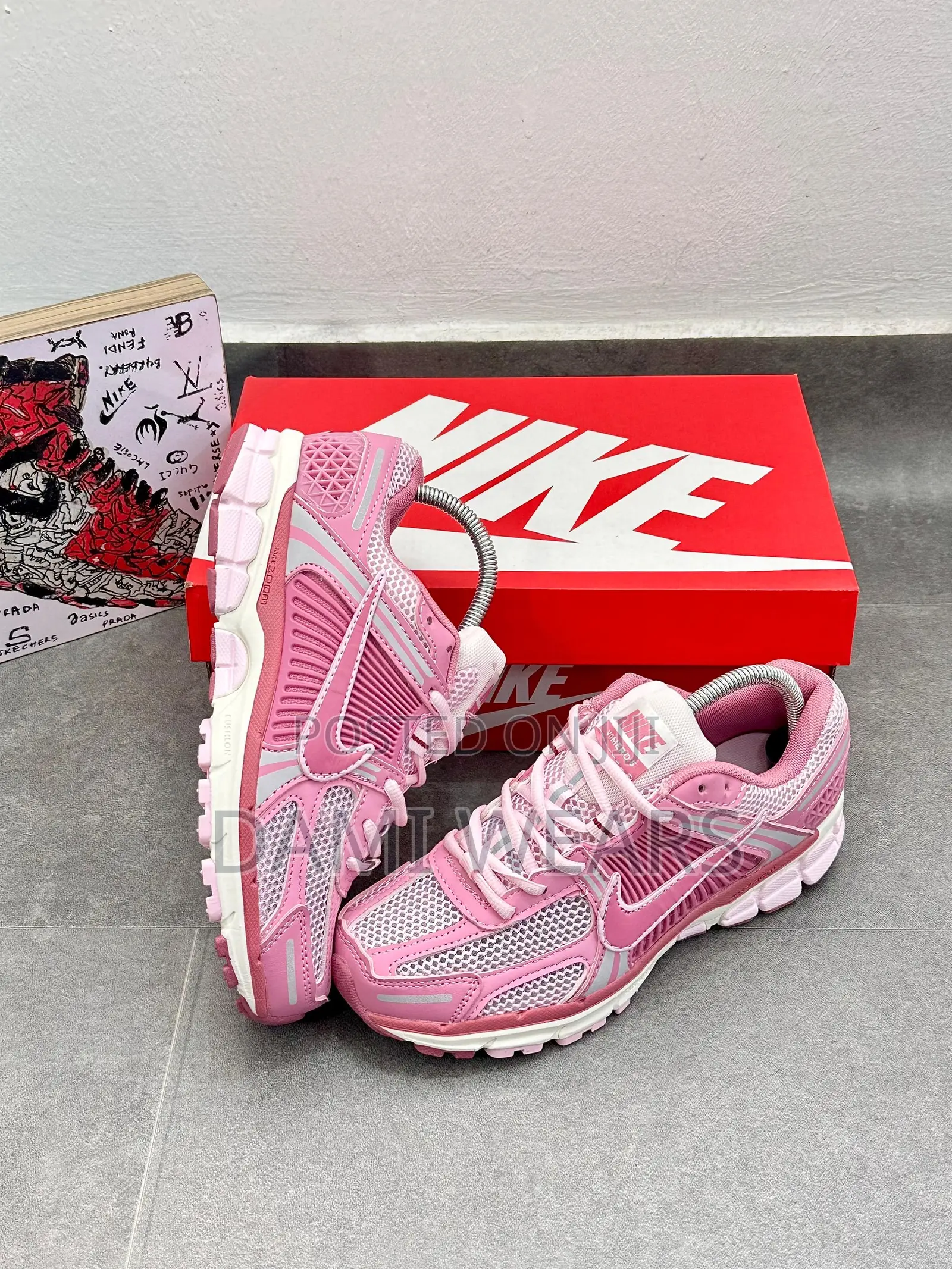Nike Zoom Vomero 5 Elemental Pink