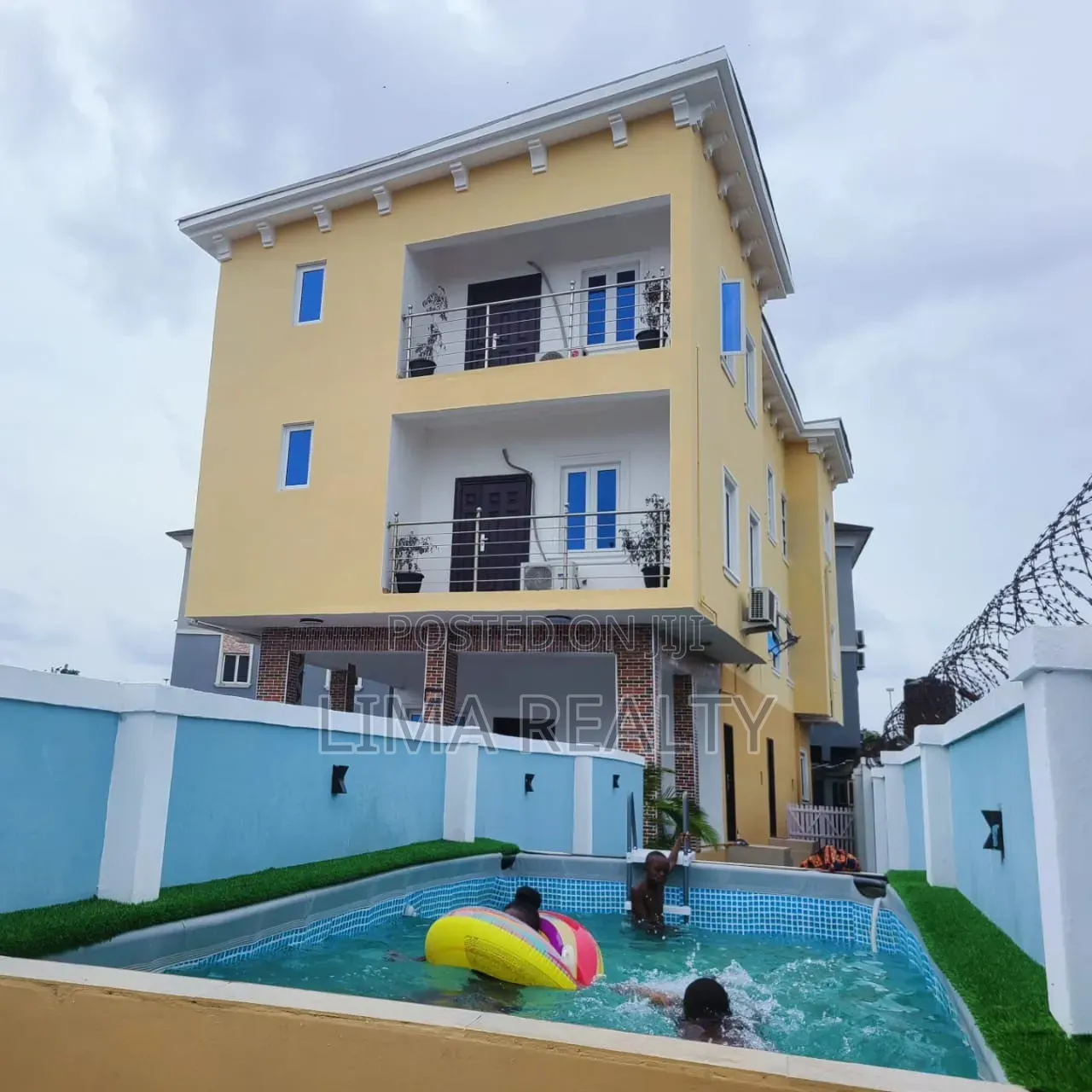 2 Bed Ikeja Airport Road With Pool