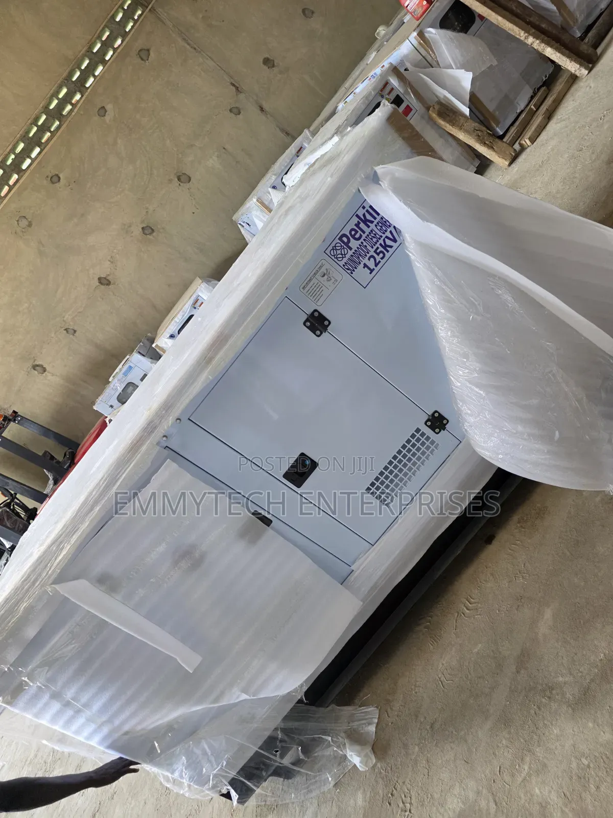 ■□We Have Brand New Perkins Diesel Soundproof Gen Sp125kva 100%copper