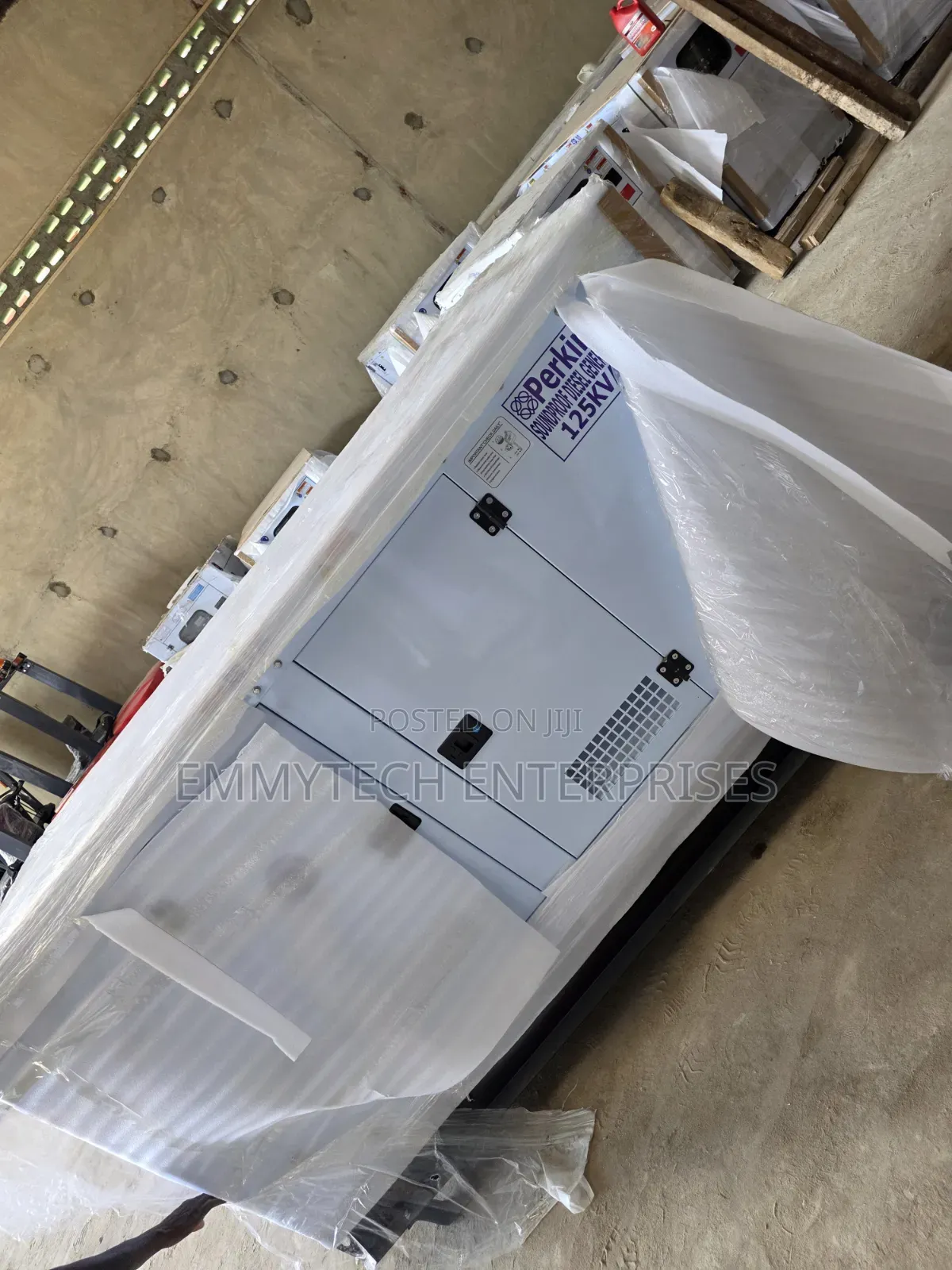 ■□We Have Brand New Perkins Diesel Soundproof Gen Sp125kva 100%copper