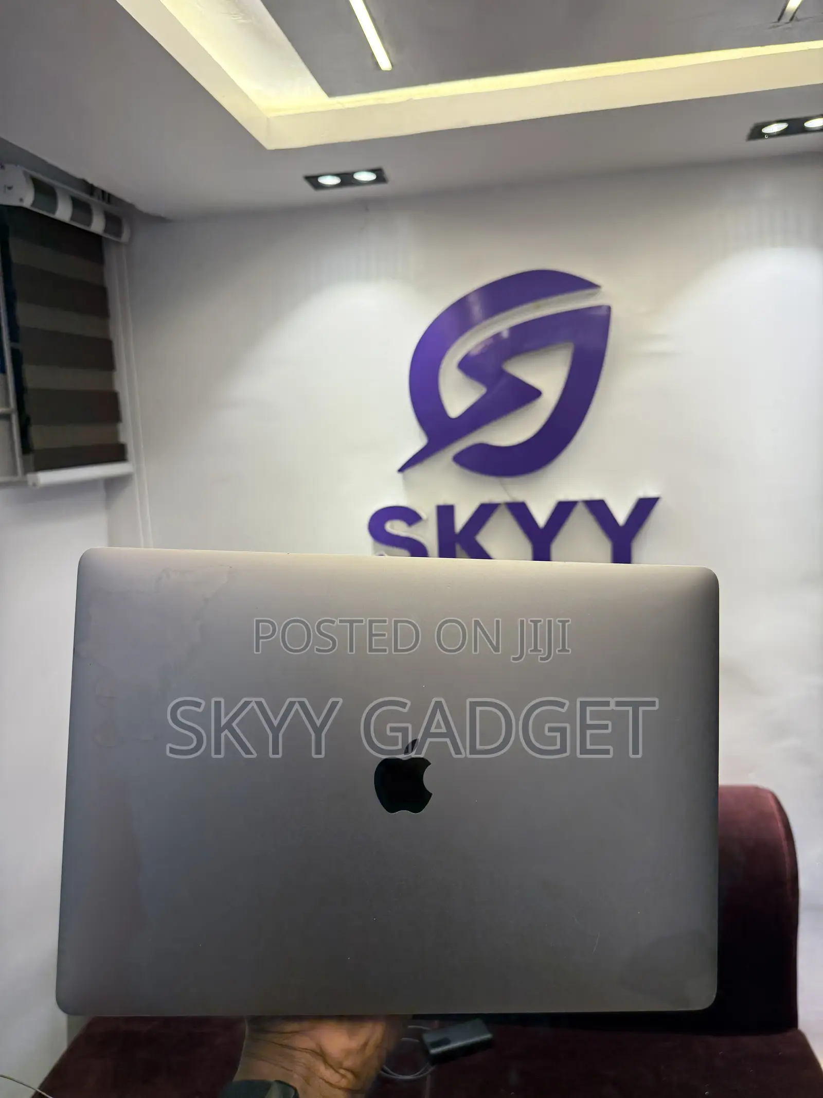 Laptop Apple MacBook Pro 2018 16GB Intel Core i7 SSD 1T