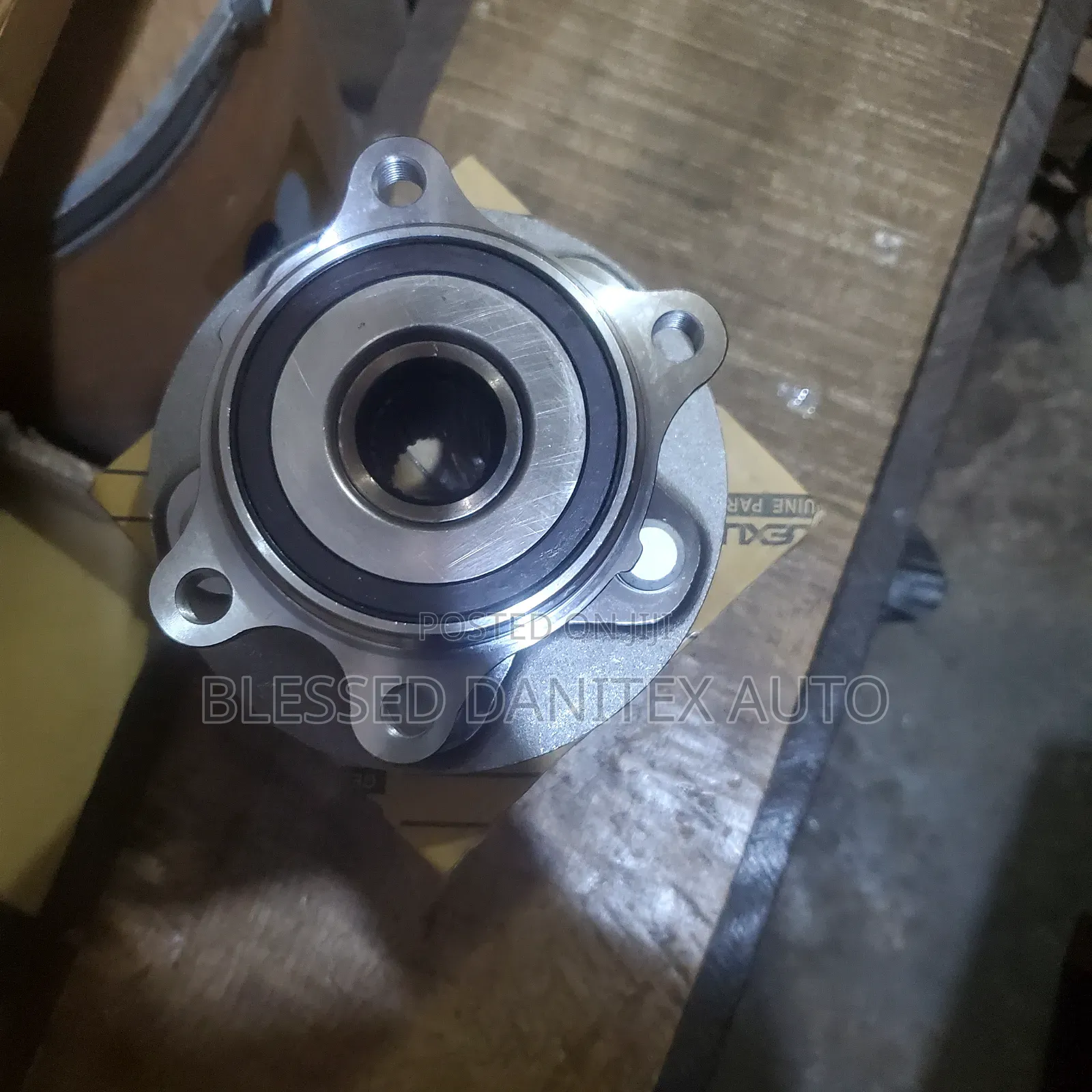 Original Complete Front Hub Bearing for Toyota Camry 2018 / 2023