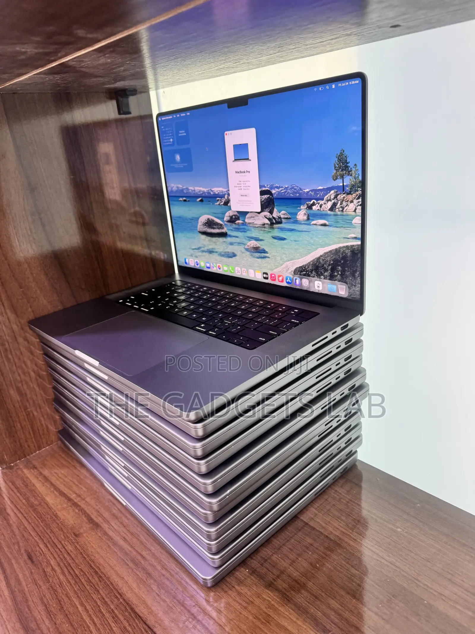 Laptop Apple MacBook Pro 2021 M1 32GB Apple M1 Pro SSD 512GB