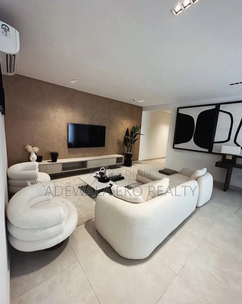 2 Bedroom Shortlet Lekki Phase 1 -
