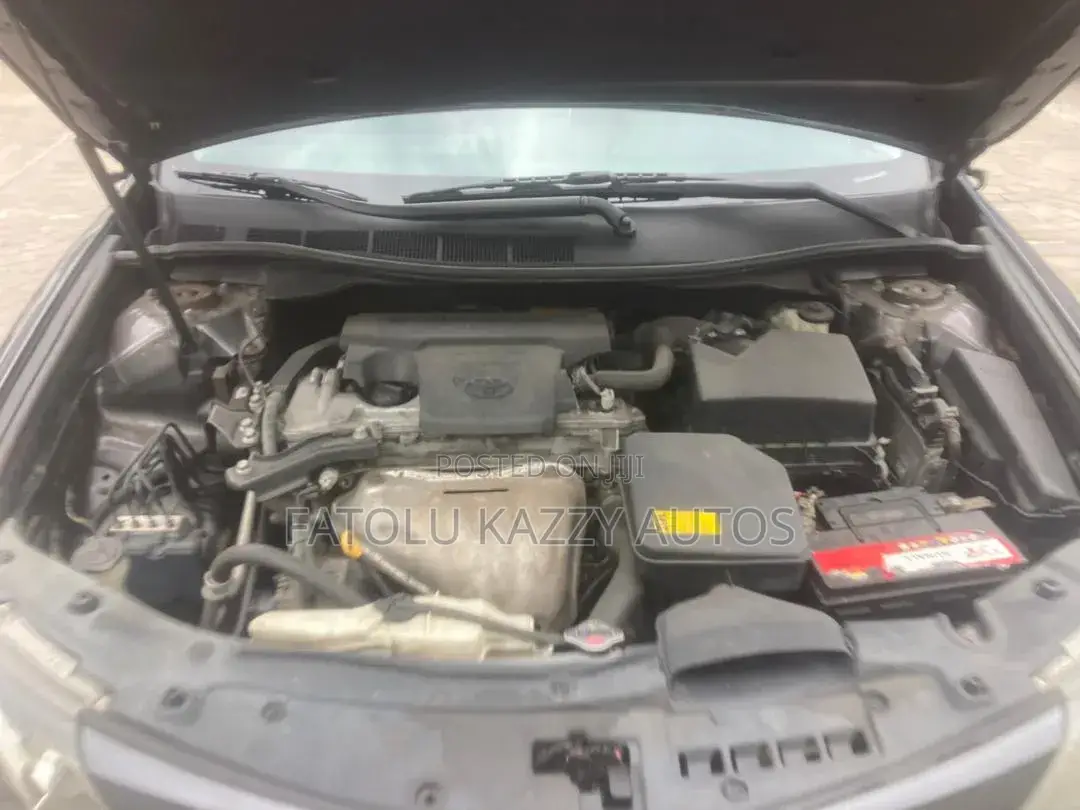 Toyota Camry 2014 Gray