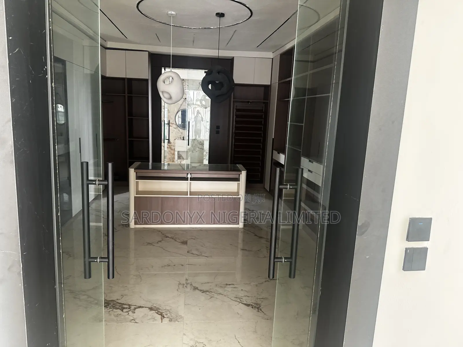 5bdrm Duplex in Lekki Phase 1 for sale