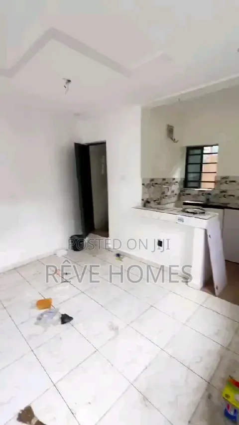 Studio Apartment in Shomolu / Shomolu for rent