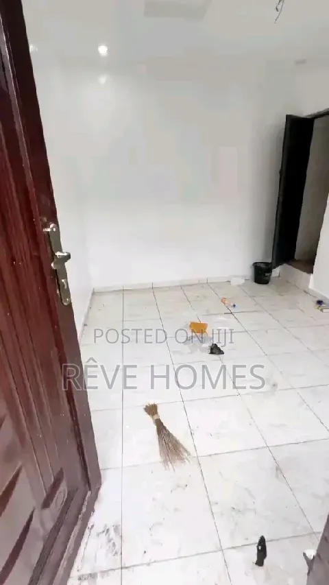 Studio Apartment in Shomolu / Shomolu for rent