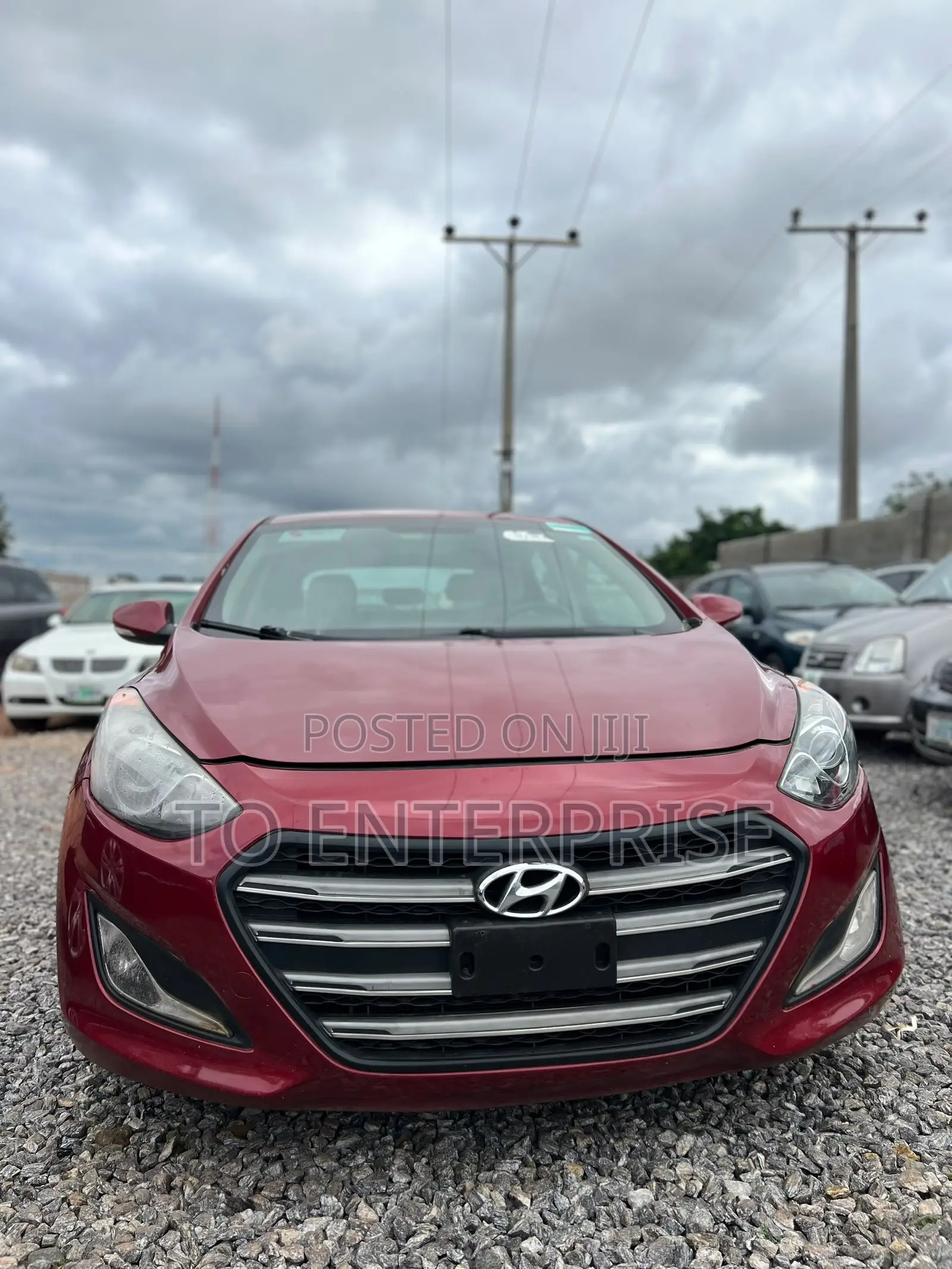 Hyundai Elantra 2017 Red