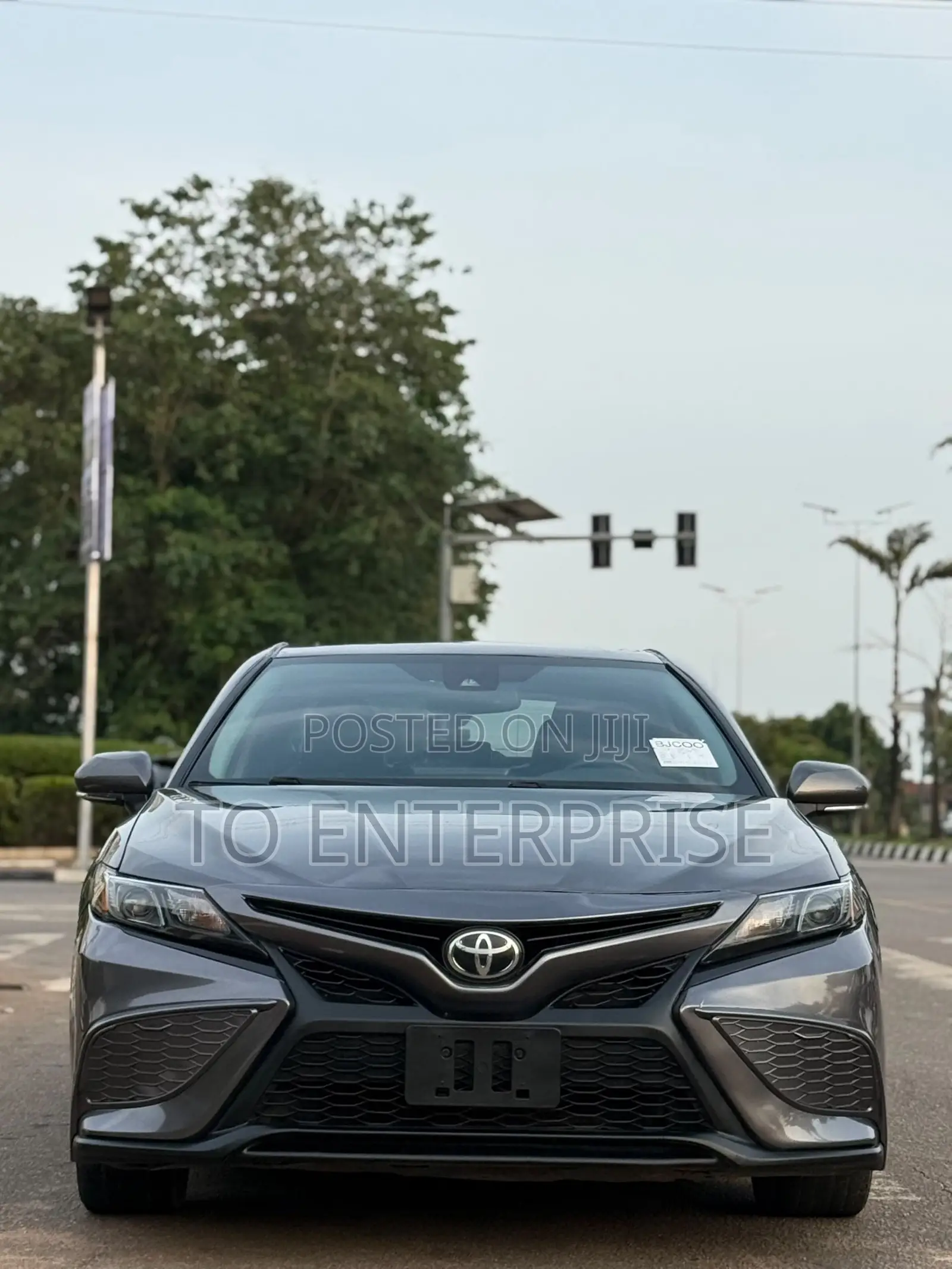 Toyota Camry 2021 Gray