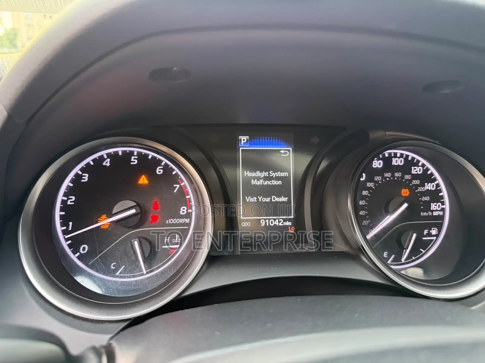 Toyota Camry 2021 Gray