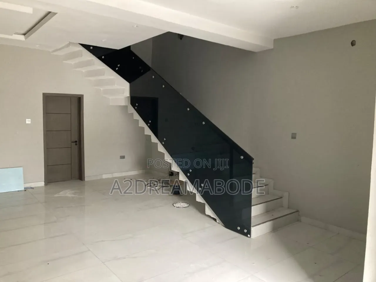 5bdrm Duplex in Ikeja Gra for rent