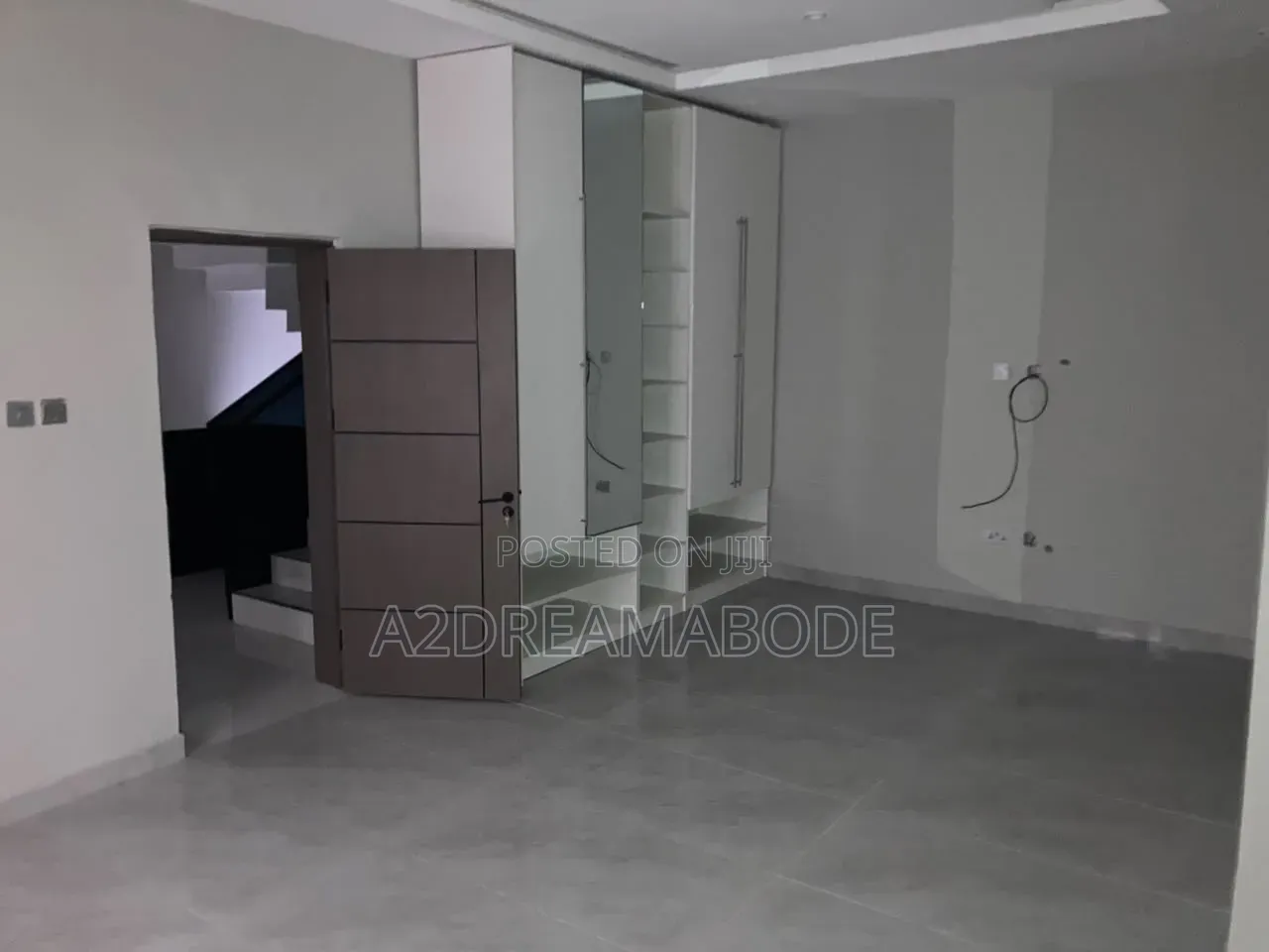 5bdrm Duplex in Ikeja Gra for rent