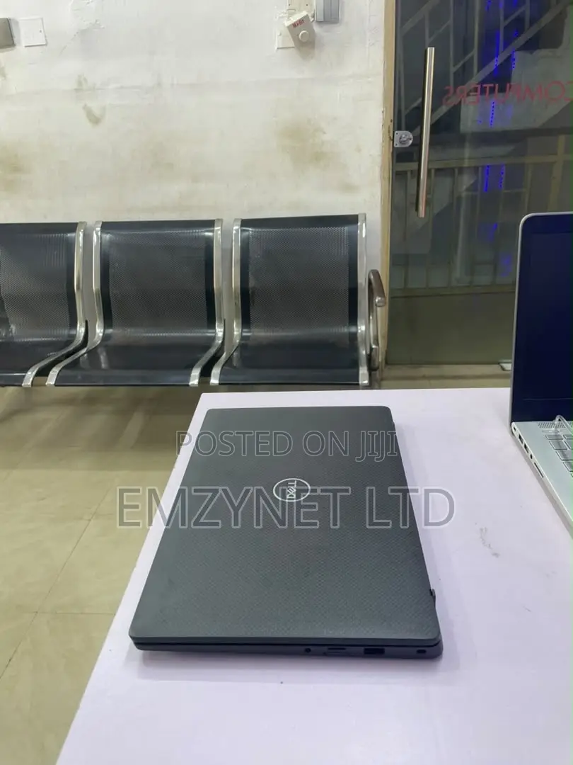 Laptop Dell Latitude 7400 8GB Intel Core i5 SSD 256GB