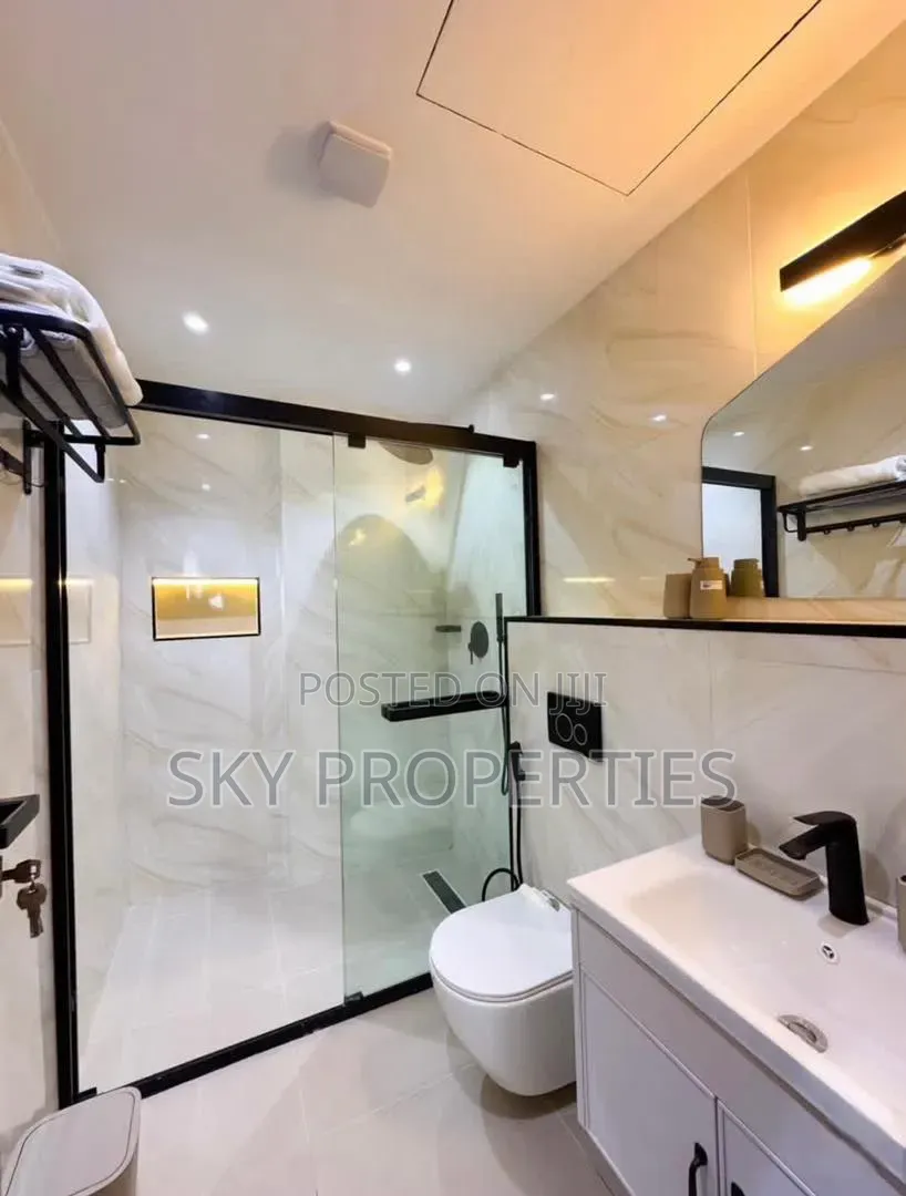 2bdrm Apartment in V.I, Saka Tinubu for sale