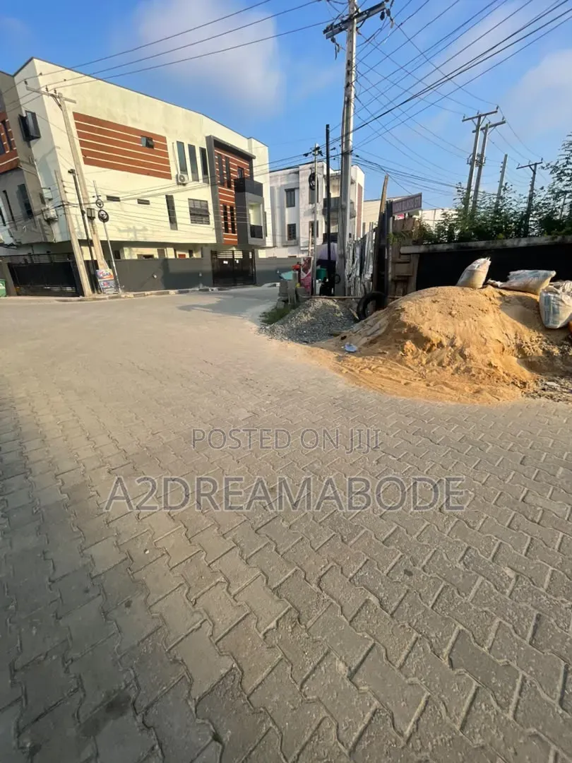 Exclusive Landed Property