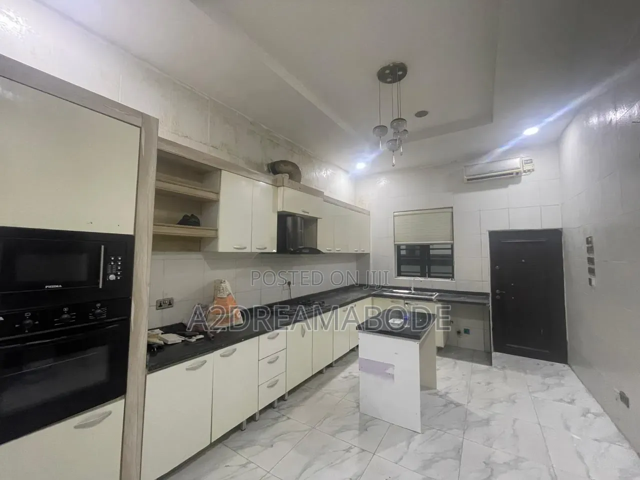 5bdrm Duplex in Lekki, Chevron for rent