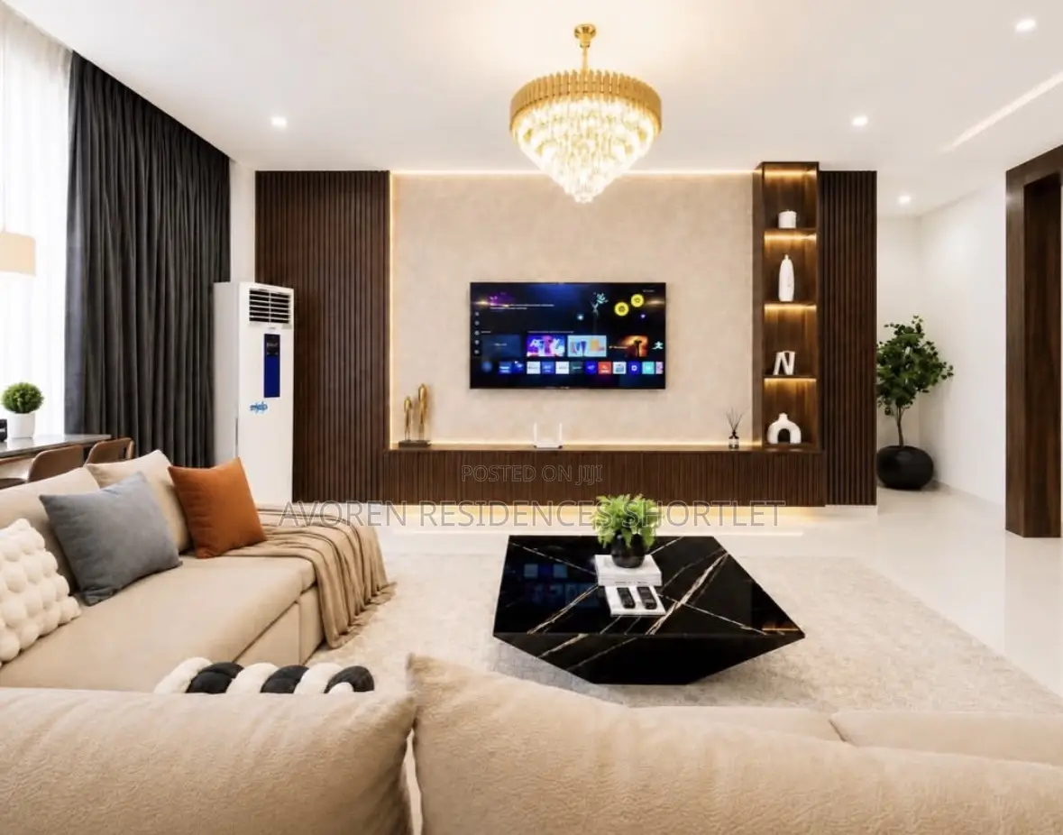 Beautiful Two Bedroom Apartment Shortlet