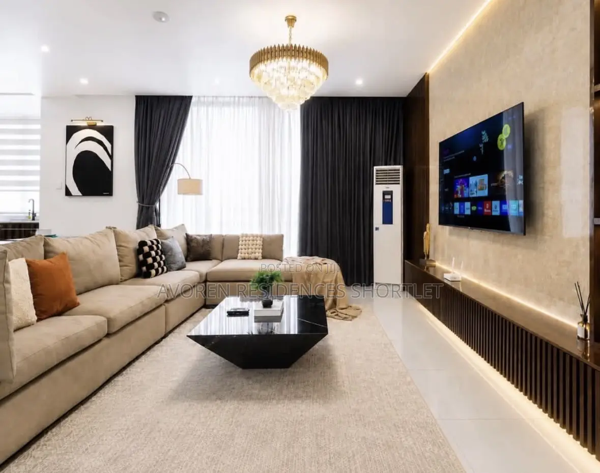 Beautiful Two Bedroom Apartment Shortlet