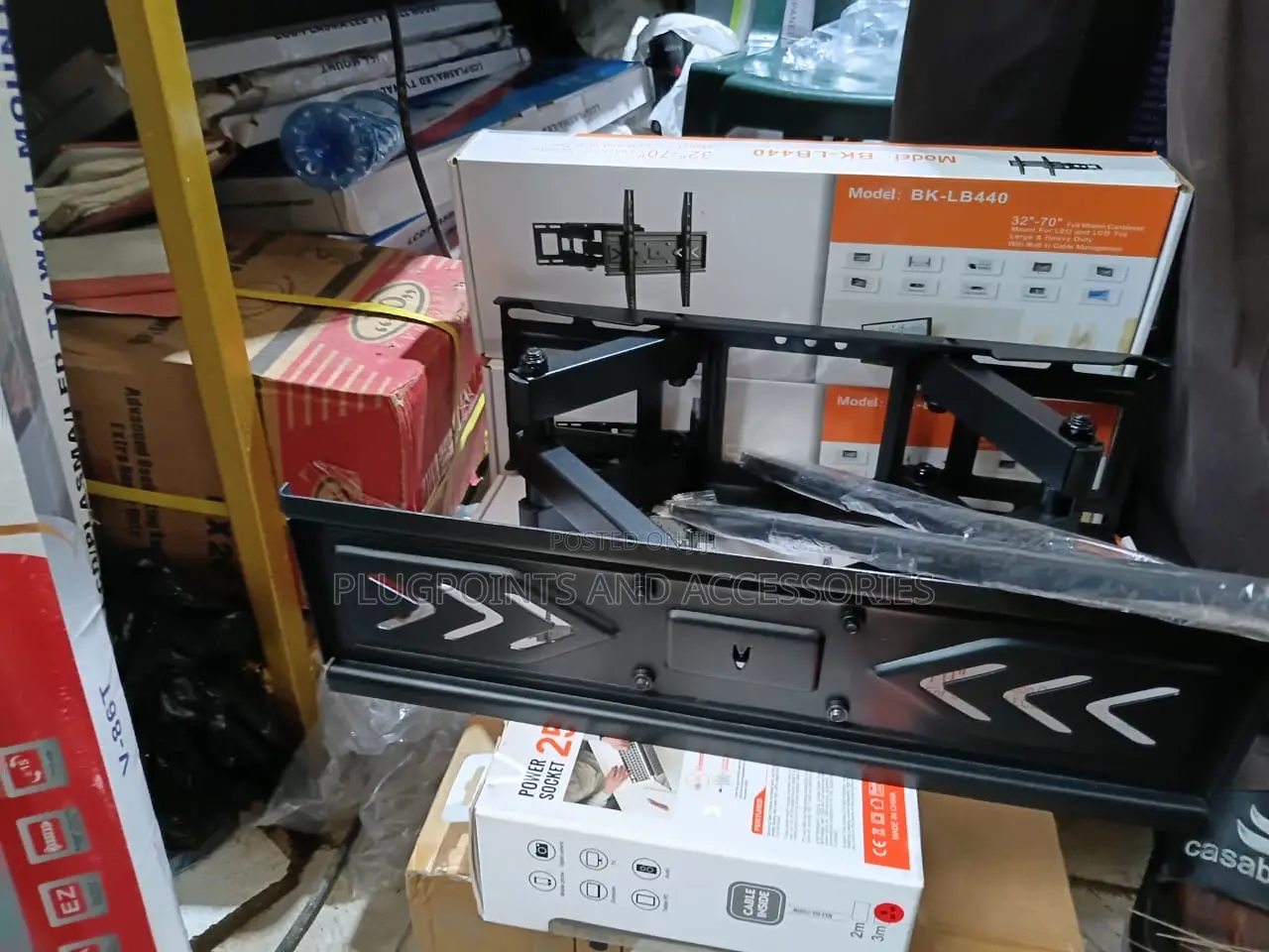 TV Wall Bracket 32-70 BK-LB440