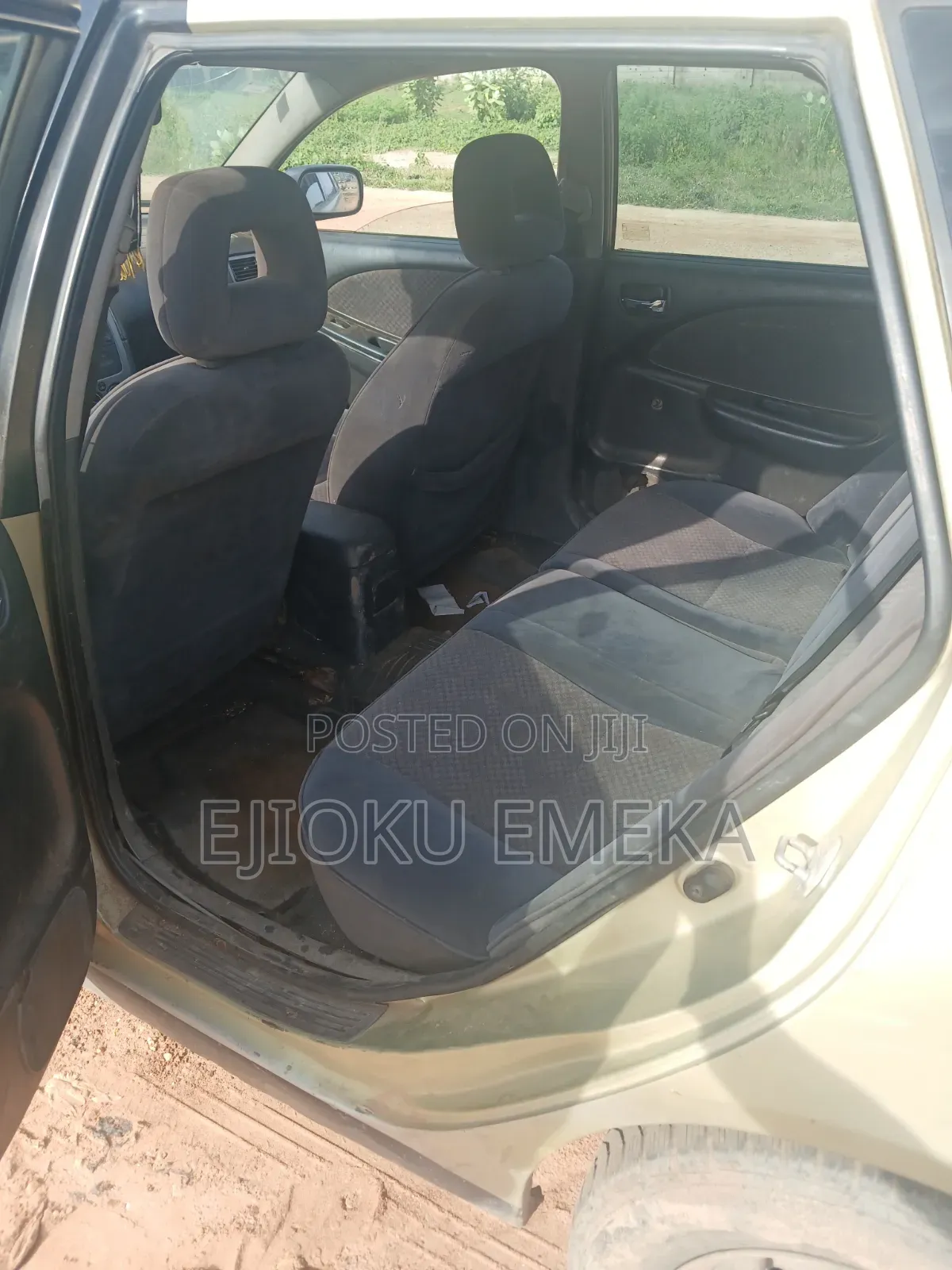 Toyota Avensis 2.0 D Verso 2002 Gold