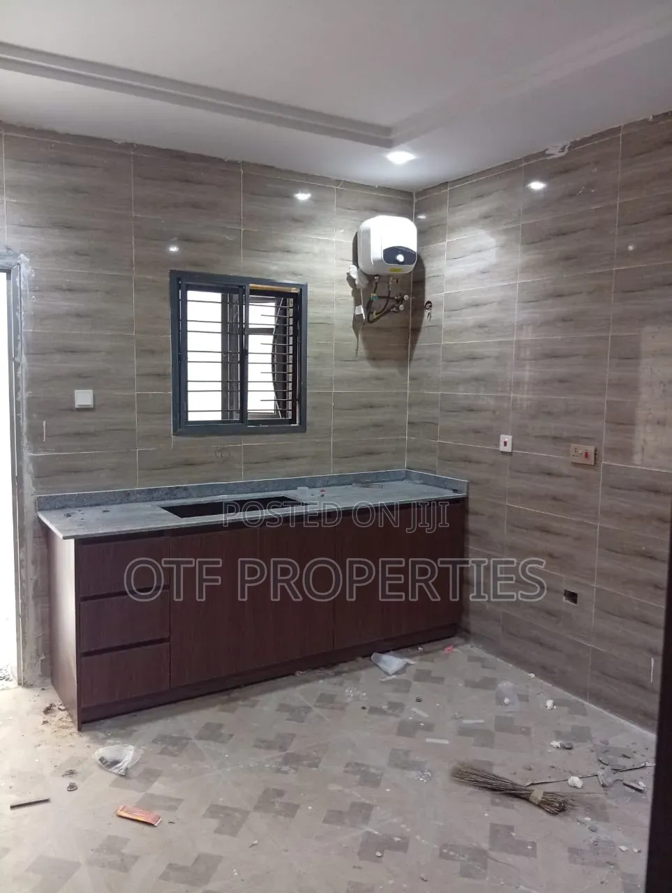 2bdrm Apartment in Fo1, Kubwa for rent