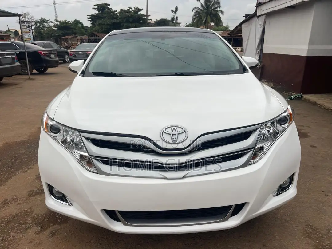 Toyota Venza 2012 White