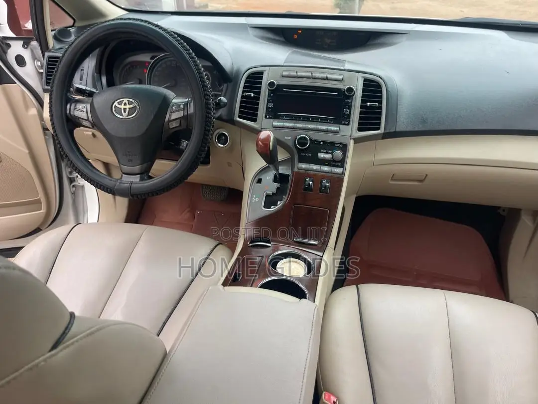 Toyota Venza 2012 White
