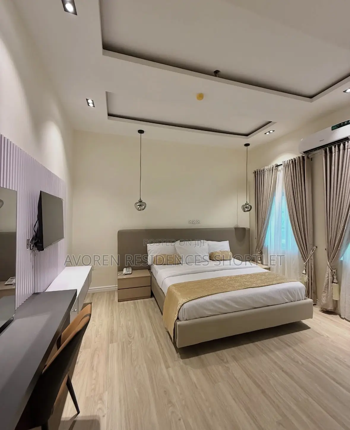 Classic One Bedroom Shortlet at Admiralty Way