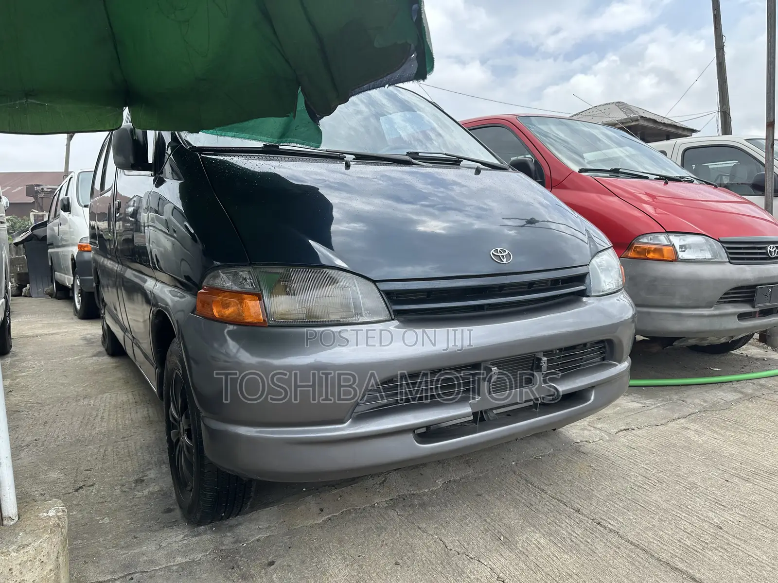 Toyota HiAce 2005 Blue