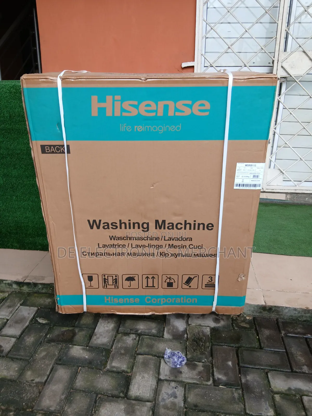 Brand New Hisense 11kg Twin Tub Wash and Spin Machine.
