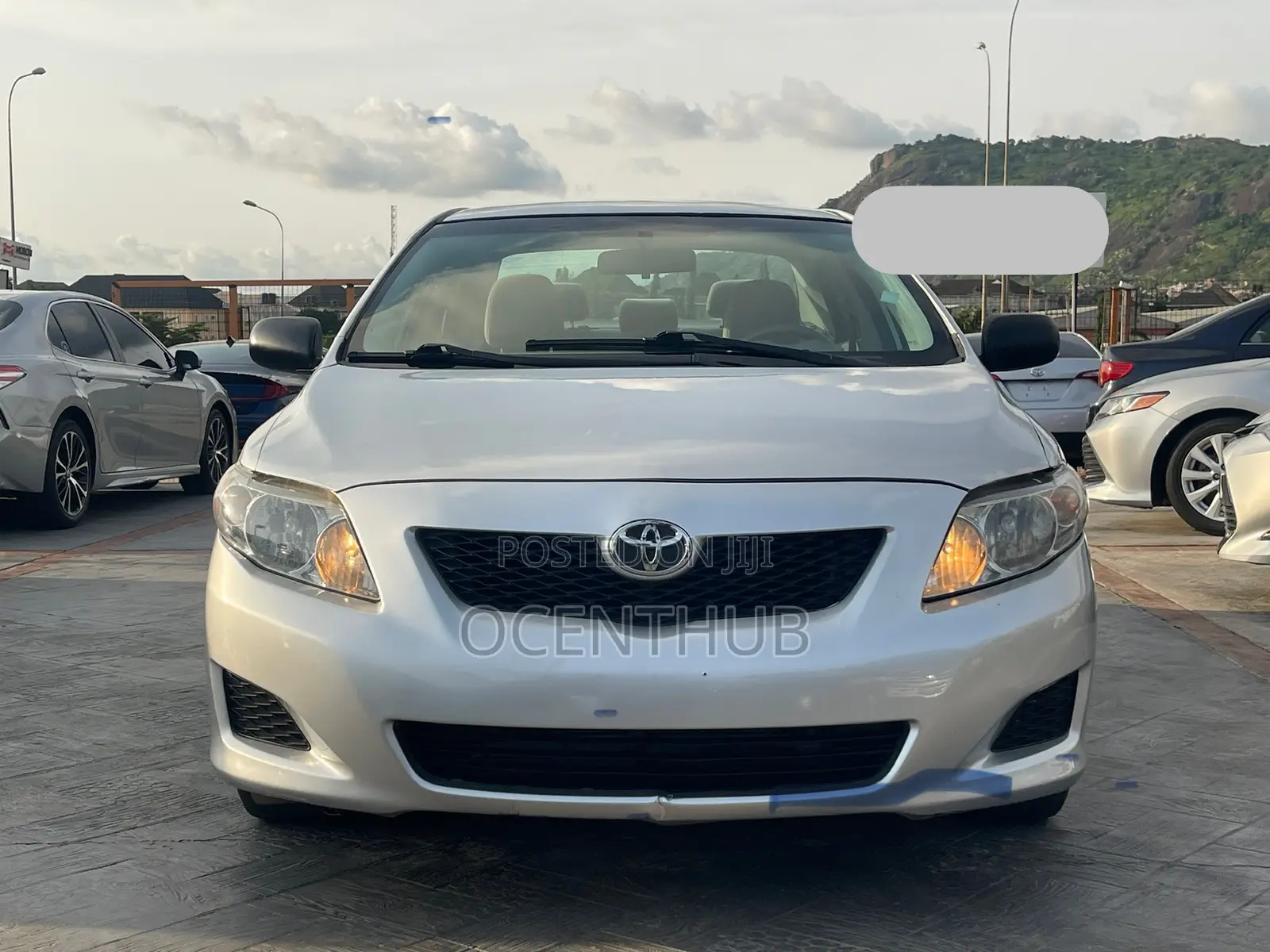 Toyota Corolla LE 4dr Sedan (1.8L 4cyl 4A) 2010 Silver