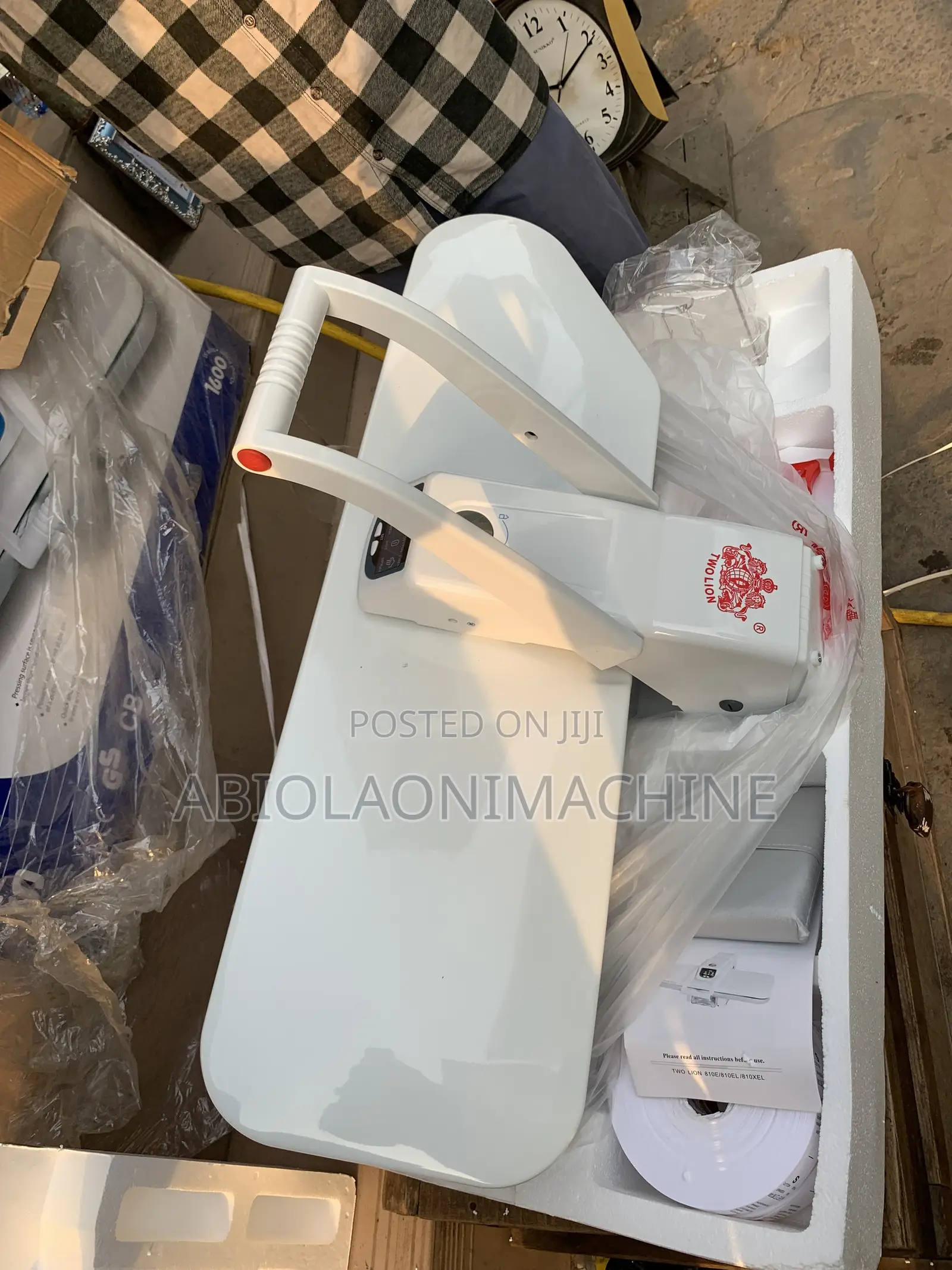 TWO LION 36-Inch Industrial Steam Press Machine