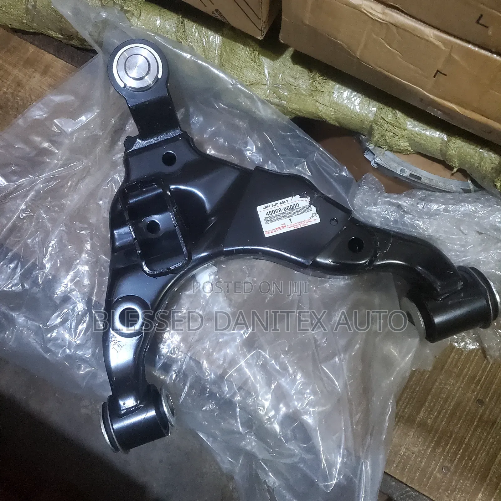 Original Lower Arm for Toyota Prado 2010 / 2019